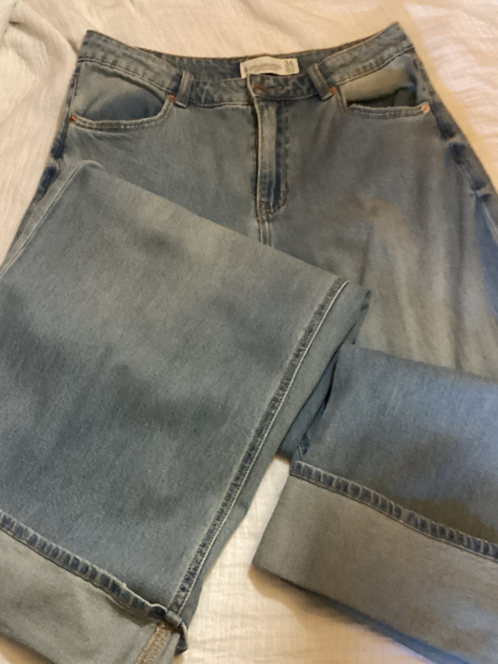 stradivarius cuffed, wide leg Jeans